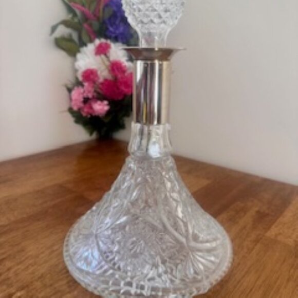 Vintage Leonard Crystal and Silver-Plated Ship's Decanter – Mid-Century Nautical - Picture 2 of 6
